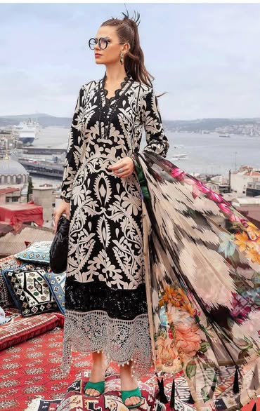Black & White Baroque Printed Lawn 3PC Suit with Premium Bamber Dupatta – Summer Collection 2026